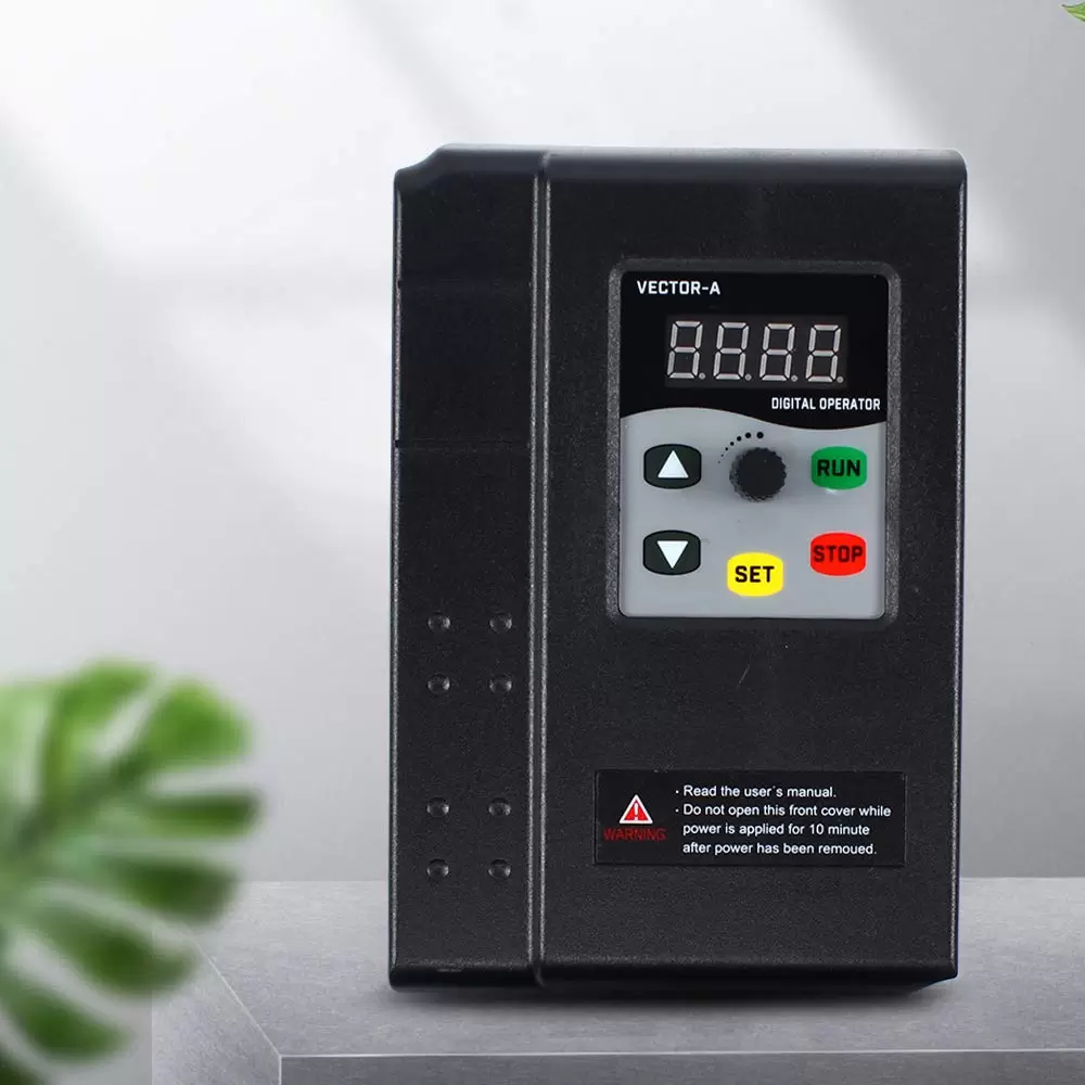 220V 2.2KW Transformator VFD Drehzahlregelung Frequenzumrichter Diver Variable Frequency Inverter