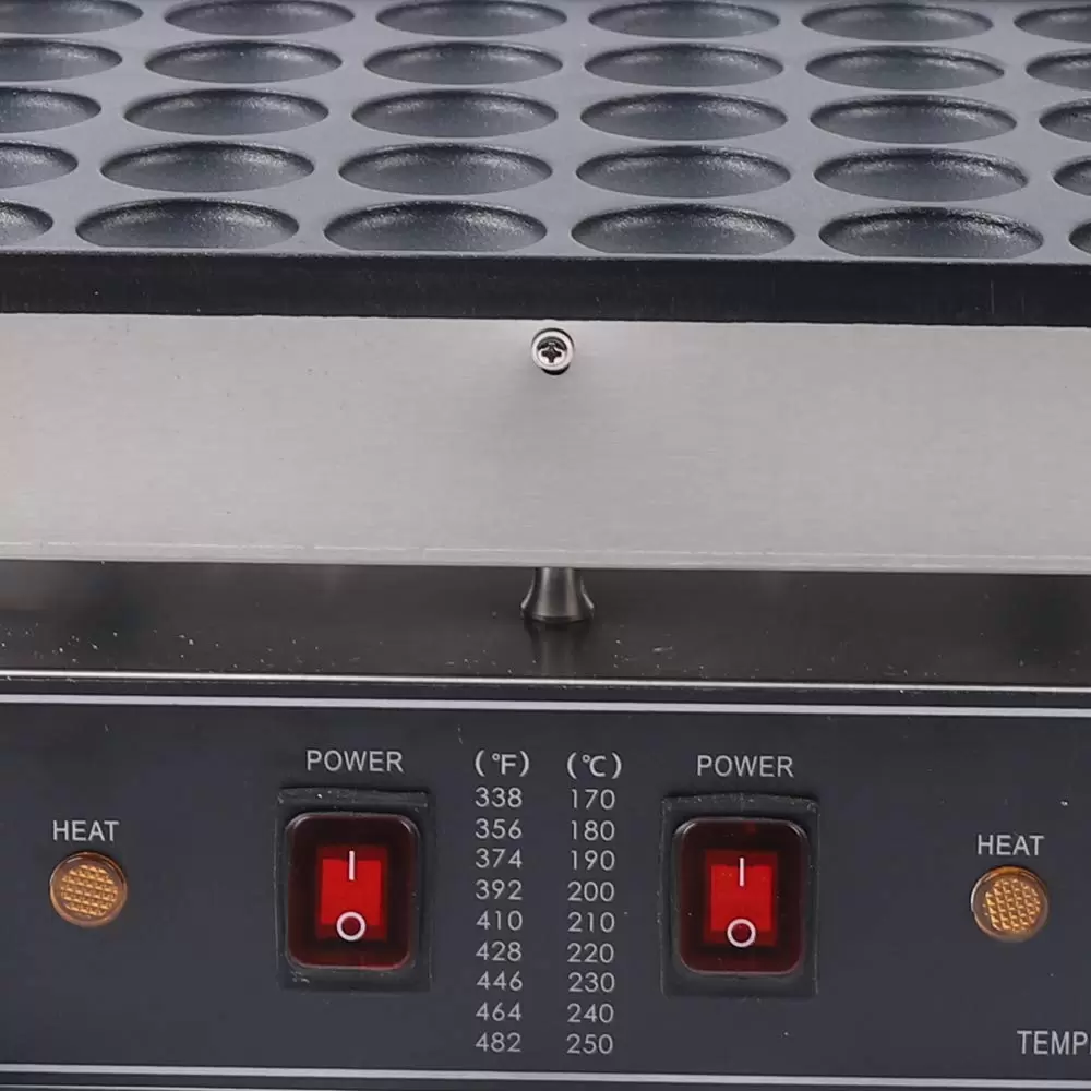 50 Löcher Elektro Mini Holländischer Pfannkuchenmaschine Antihaft Pancakes Maker Pfannkuchenpfanne + 2* Bürsten