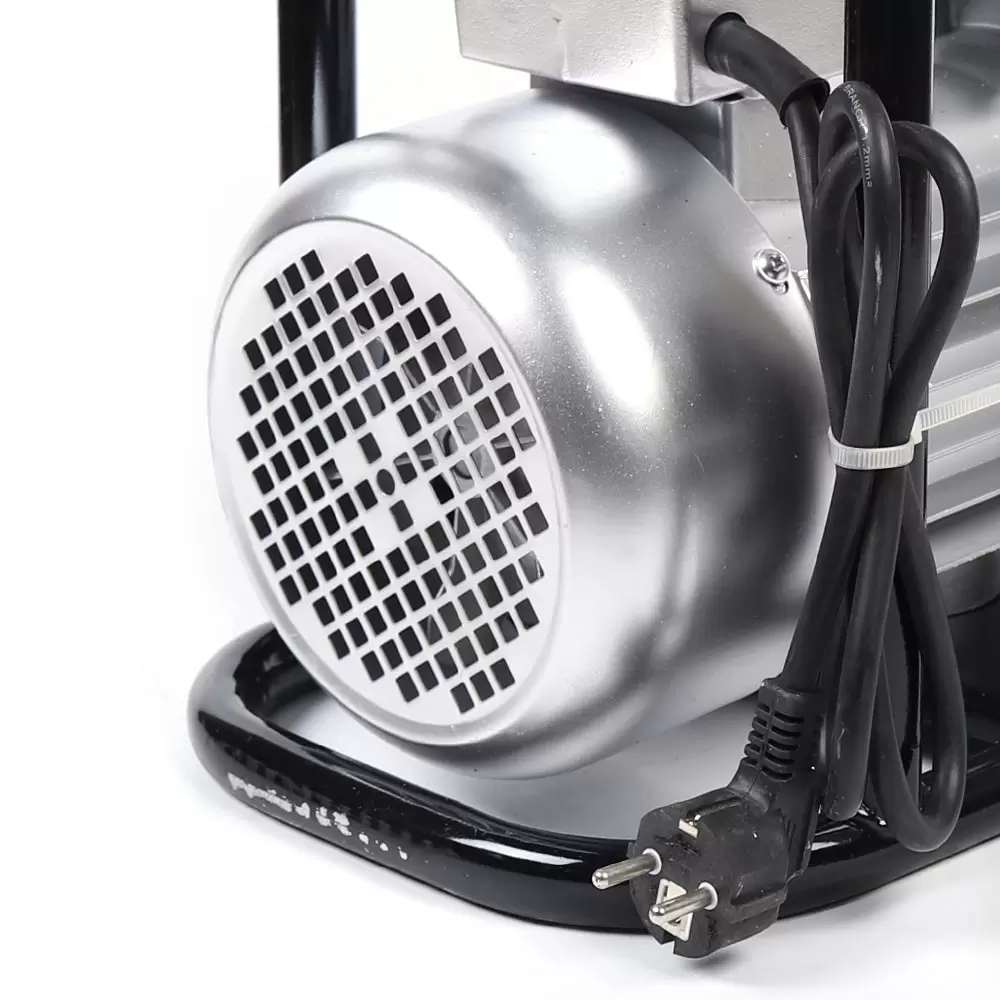 1500W Elektrischer Betonrüttler mit 6m Vibrationsstange für den Betonbau von Straßen 1500W Elektrischer Betonrüttler mit 6m Vibrationsstange für den Betonbau von Straßen