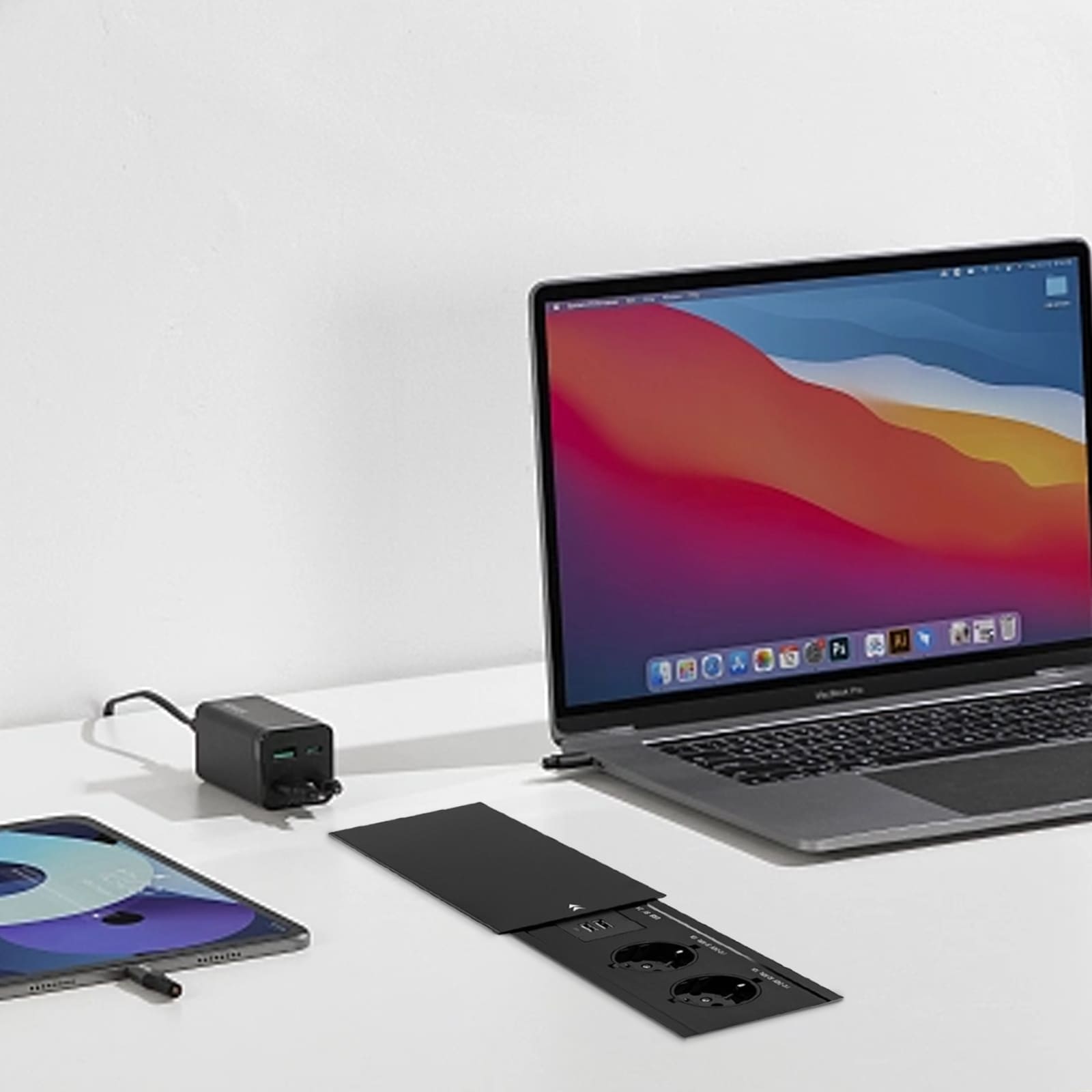 Unterputz-Tischsteckdose - Integriertes Design - Mit 2 USB-Anschlüssen - Mit Schiebedeckel - 2 USB-Buchsen + 2 Euronorm-Steckdosen für Zuhause und Büro