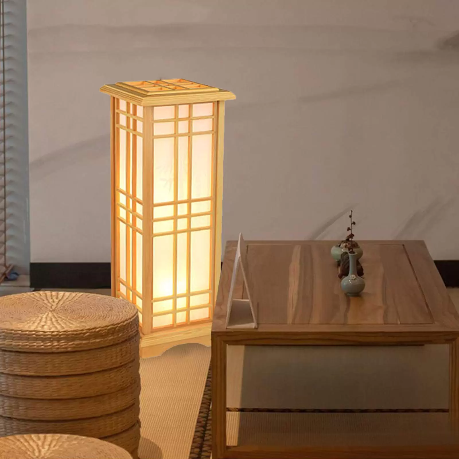 220 V Japanische Stehlampe Kiefer Tischlampe mit Lampenrahmen aus Holz und Lampenschirm aus Schaffellimitat Nachttischlampe 220 V Japanische Stehlampe Kiefer Tischlampe mit Lampenrahmen aus Holz und Lampenschirm aus Schaffellimitat Nachttischlampe
