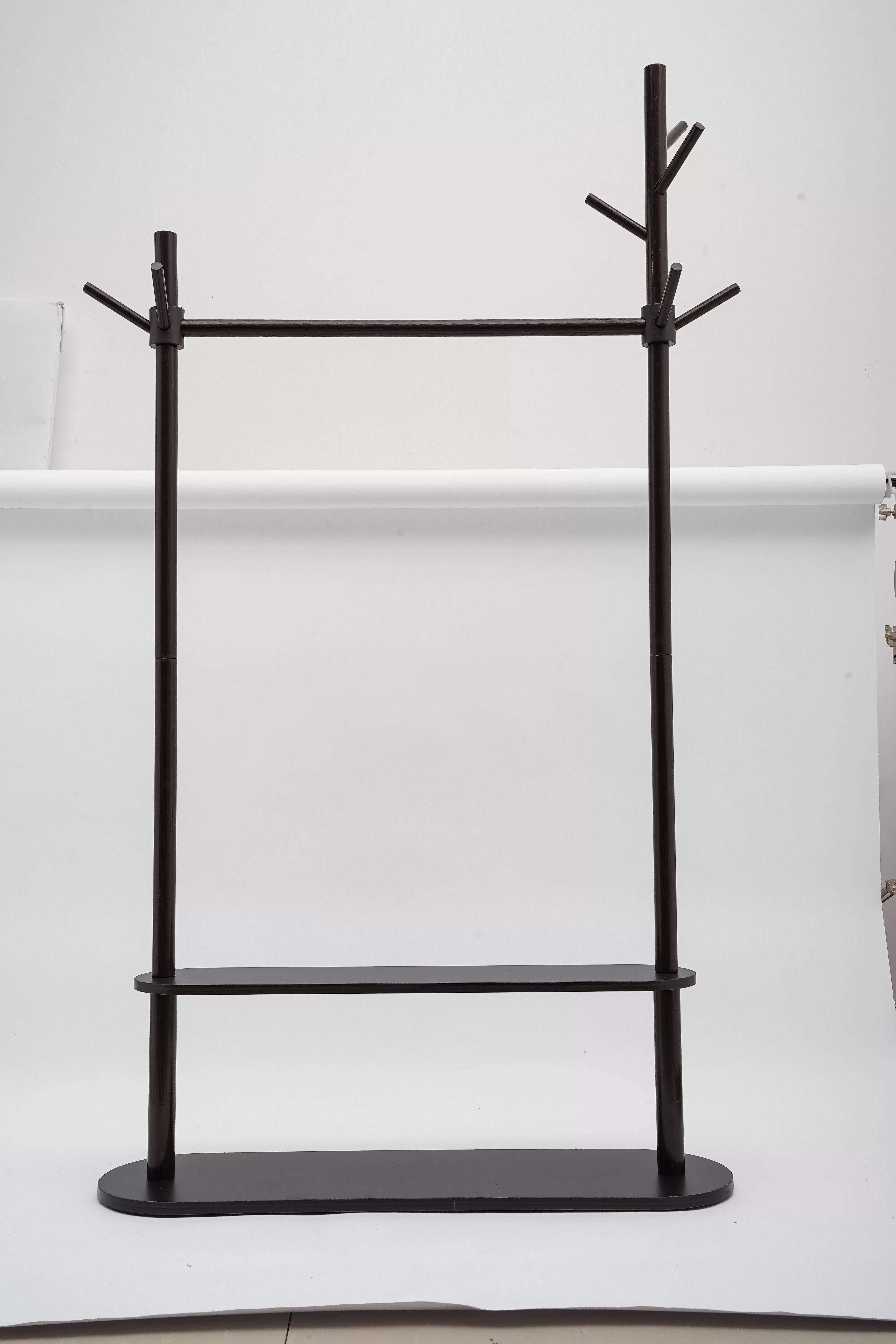 Kiefernholz Garderobenständer, Mode Kleidungsständer mit 2-Regalen, Kleidung Rack für hängende Kleidung, moderne Art Kleidung Rack