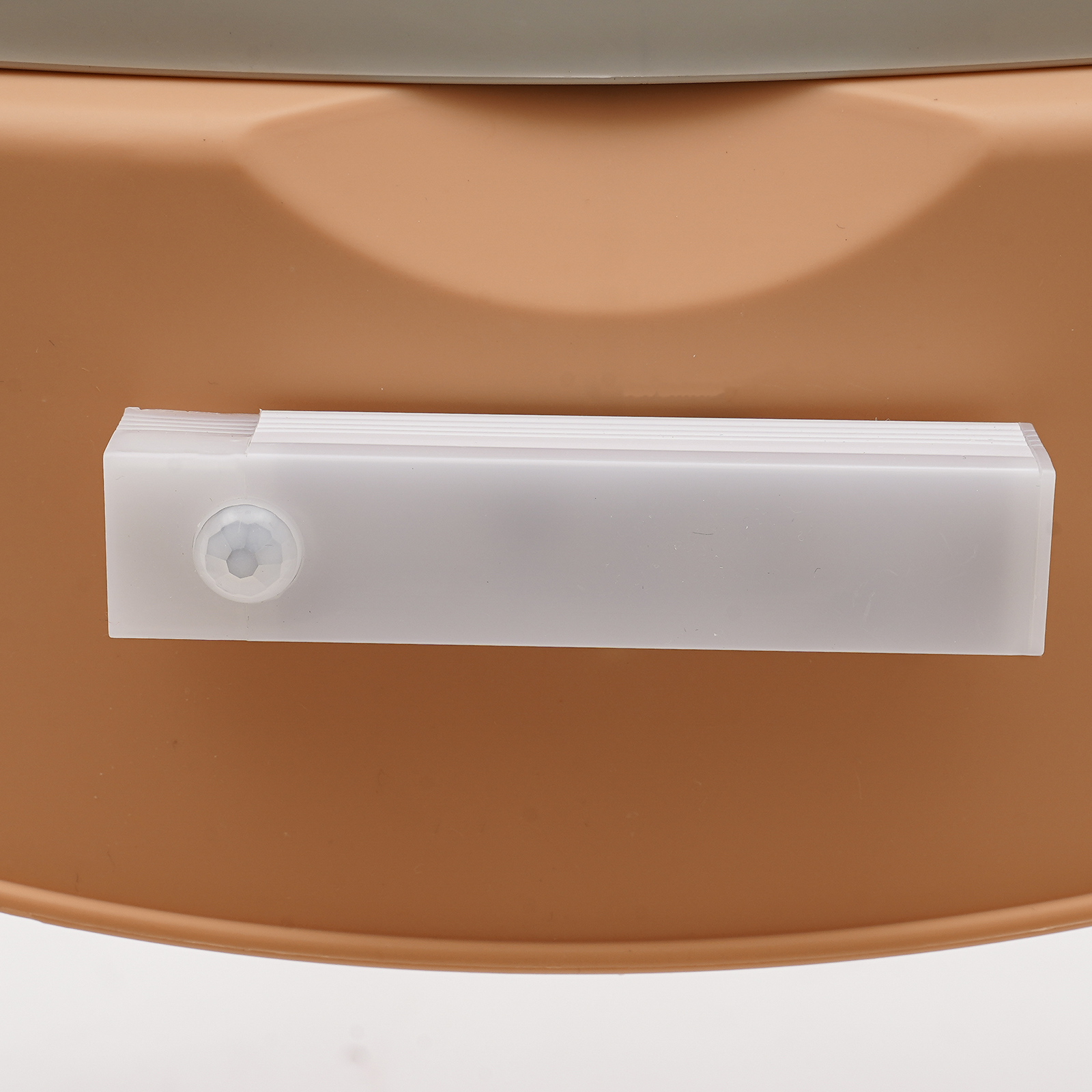 Nachttisch-Toilettenstuhl, tragbarer Toilettenstuhl, höhenverstellbare Toilettentoilette für den Heimgebrauch Nachttisch-Toilettenstuhl, tragbarer Toilettenstuhl, höhenverstellbare Toilettentoilette für den Heimgebrauch