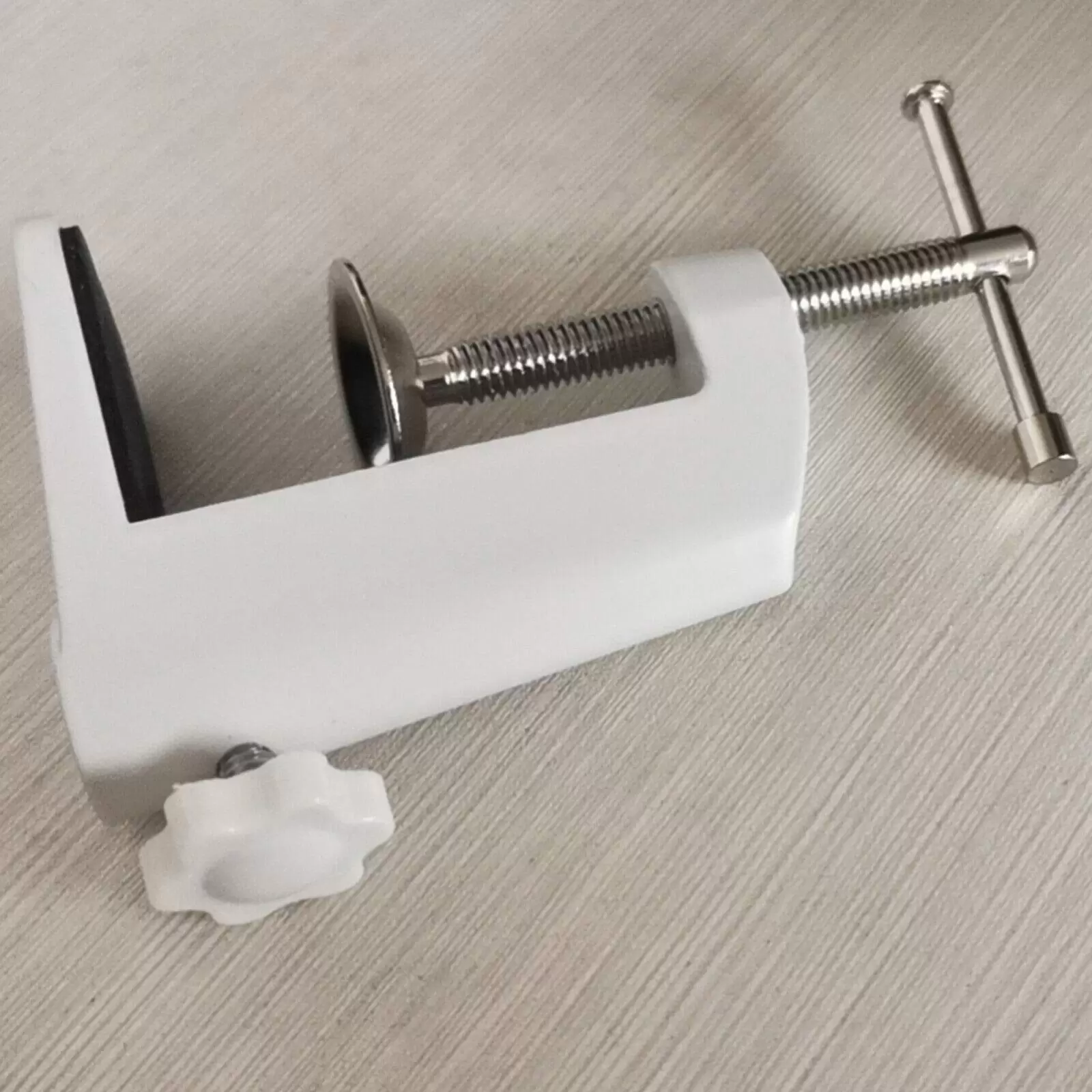 275W Infrarotlampe Wärmelampe Regulierbar Infrarot Wärmetherapielampe Strahler mit Clip 275W Infrarotlampe Wärmelampe Regulierbar Infrarot Wärmetherapielampe Strahler mit Clip
