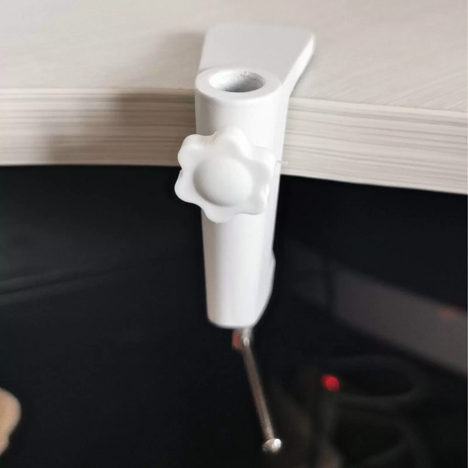 275W Infrarotlampe Wärmelampe Regulierbar Infrarot Wärmetherapielampe Strahler mit Clip 275W Infrarotlampe Wärmelampe Regulierbar Infrarot Wärmetherapielampe Strahler mit Clip