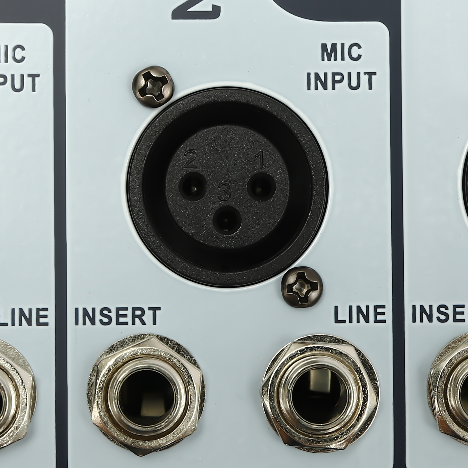 Professioneller 7-Kanal-Soundmixer Audio-Powered Mixer 7-Kanal-Soundkonsole Professioneller 7-Kanal-Soundmixer Audio-Powered Mixer 7-Kanal-Soundkonsole